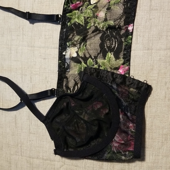 Bralette - Picture 4 of 9